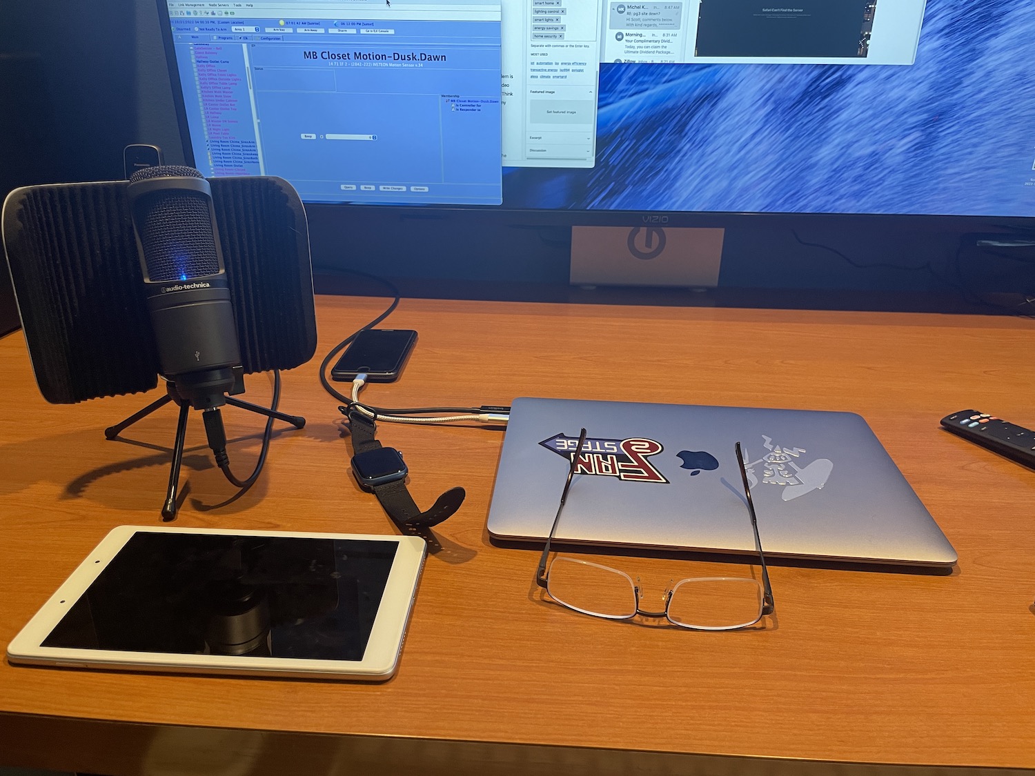 Overcome Shiny Object Syndrome with Universal Devices Overcome Shiny Object Syndrome with Universal Devices